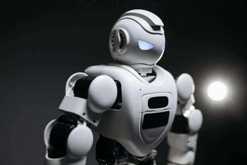 Futuristic robots working together, illustrating multi-agent AI systems in 2026